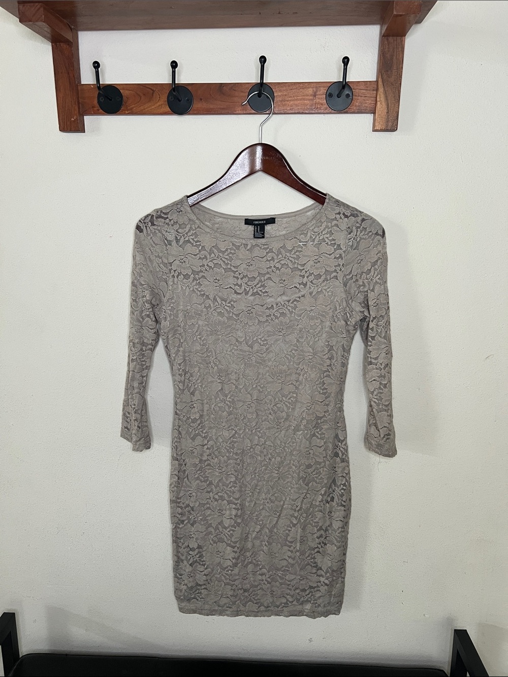 Forever 21 Lace Mid-Sleeve Dress Gray Size Medium Casual